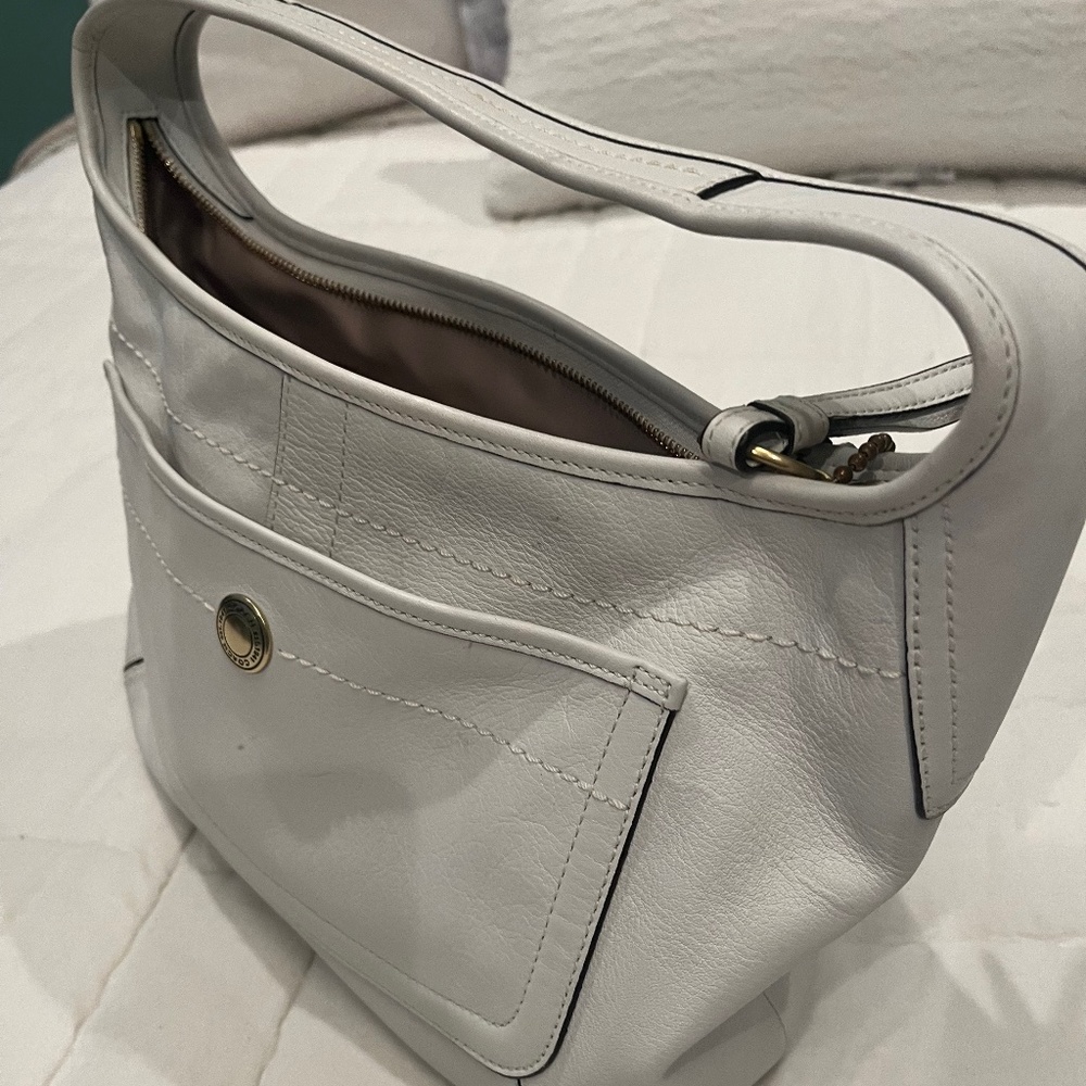 Limited edition white COACH bag!